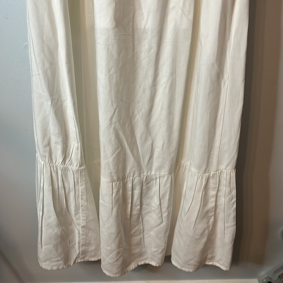 Indigo Rose Size Large Ruffle Sleeveless Button Front Off White High Low Dress - Picture 8 of 10